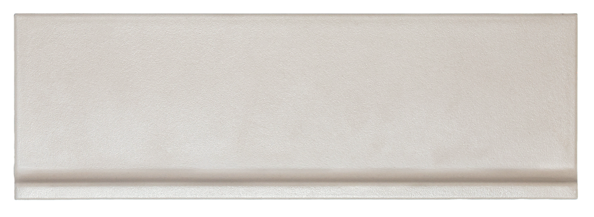 AT01 Rodapé 10x40